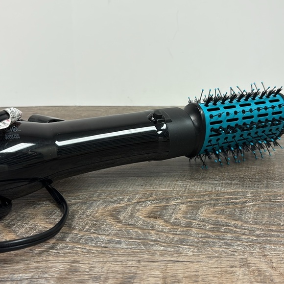 INFINITIPRO BY Conair THE KNOT DR All-in-One Hot Air Hairdryer Brush - Picture 4 of 6